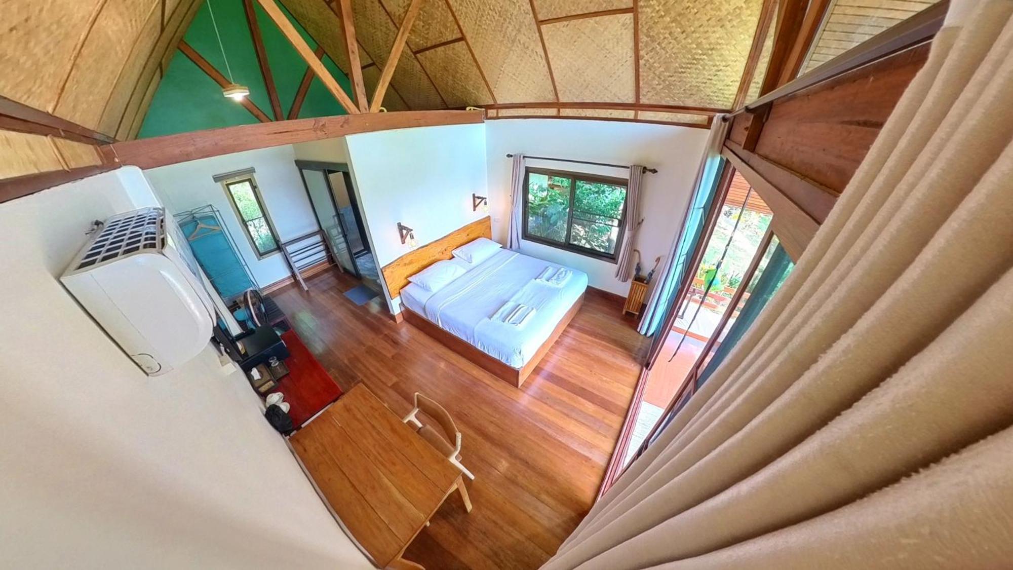 Phayamas Private Beach Resort And Island Brew - Adults Only Koh Phayam Habitación foto